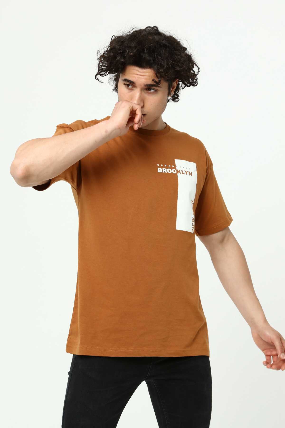 Brooklyn Kahve Erkek Bisiklet Yaka Oversize Kısa Kollu Baskılı T-Shirt